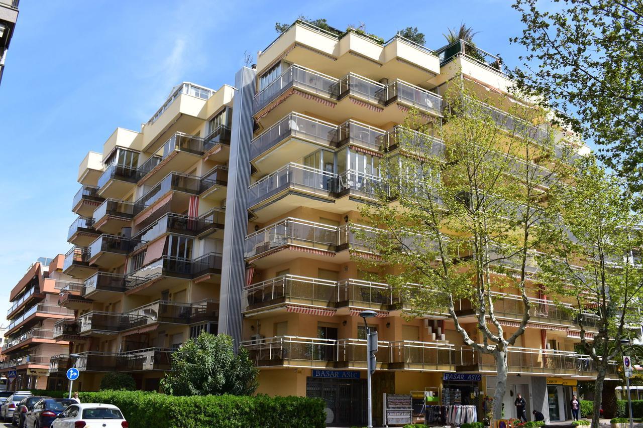 Apartament Differentflats Palafox Salou Zewnętrze zdjęcie